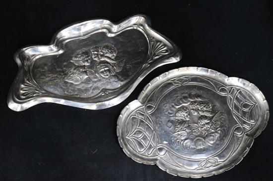 Two Edwardian silver Reynolds Angels dressing table trays, 14.5 oz.